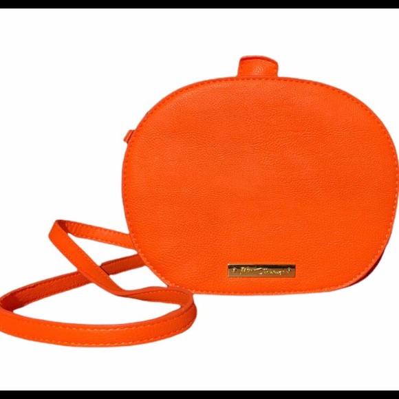 BETSEY JOHNSON Pumpkin Kitsch Orange BM28110" Marylin Monroe Face Bag Purse - Picture 4 of 10